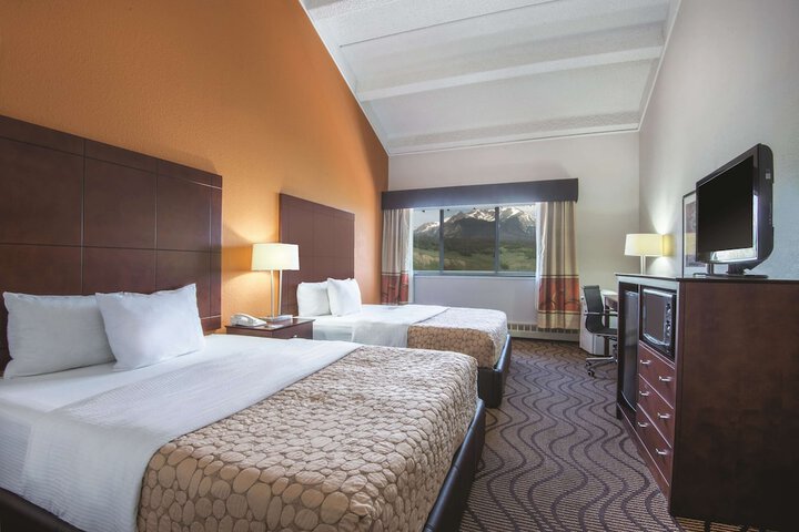 Room 14 of 28
