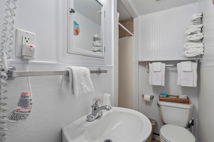 Oceanside Ocean Front Cabins