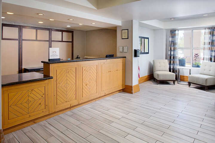 Hotel Interior 6 of 24
