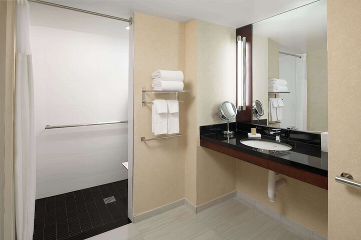 Hilton Charlotte Uptown