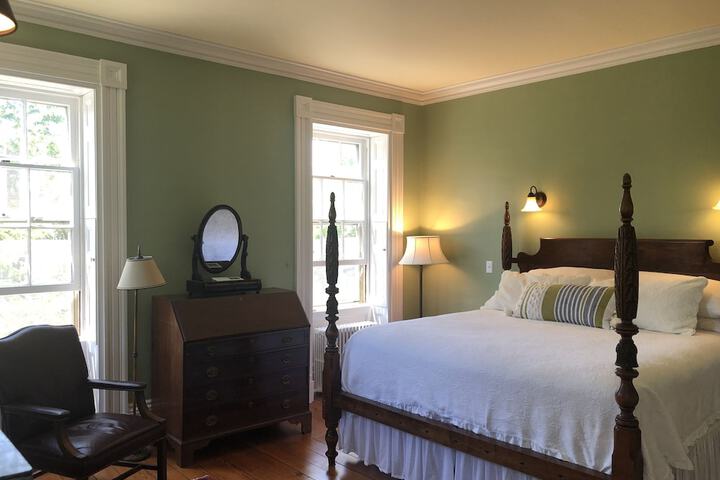 Delano Homestead Bed & Breakfast