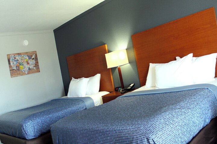 Econo Lodge Franklin South
