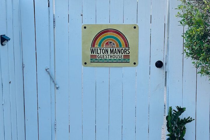 Wilton Manors Guesthouse