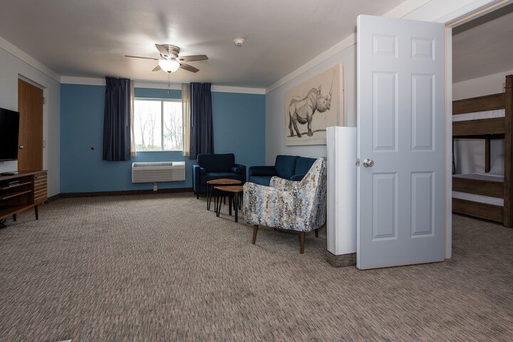 Room 13 of 31