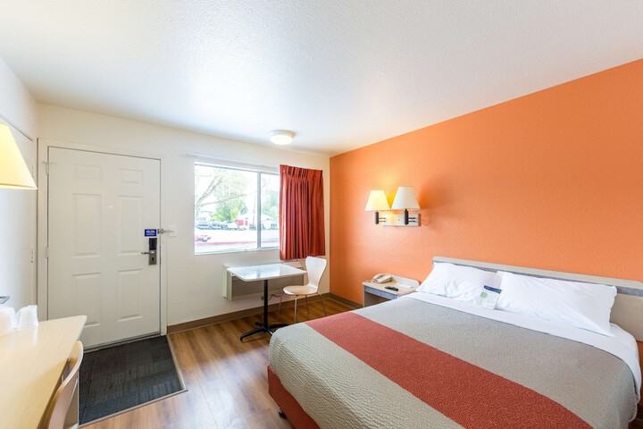 Room 26 of 29