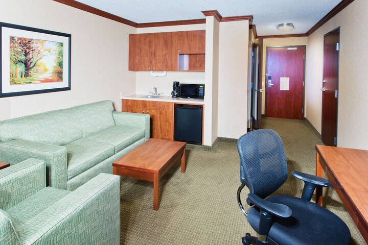 Room 34 of 64