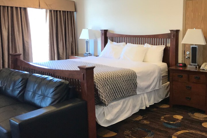 Stonebridge Hotel