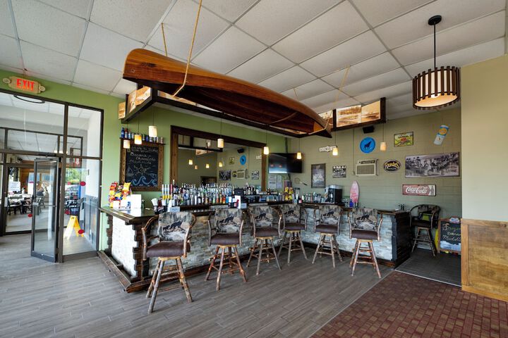 Scottys Lakeside Resort