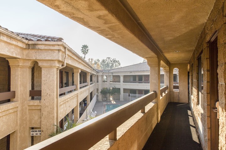 Premier Inns Thousand Oaks