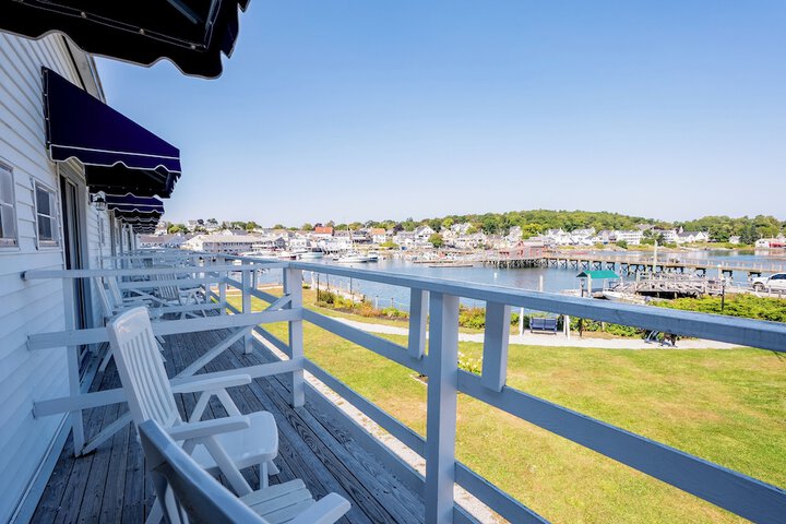 Boothbay Harbor Inn
