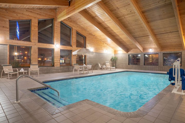 Pool 2 of 20