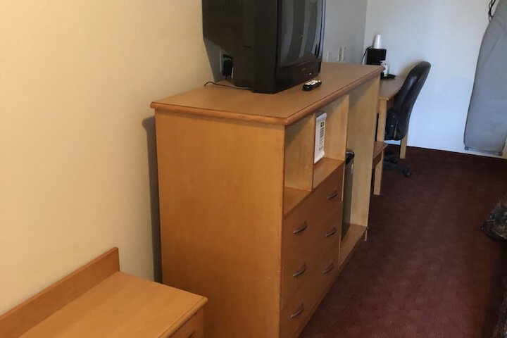 Room 15 of 30
