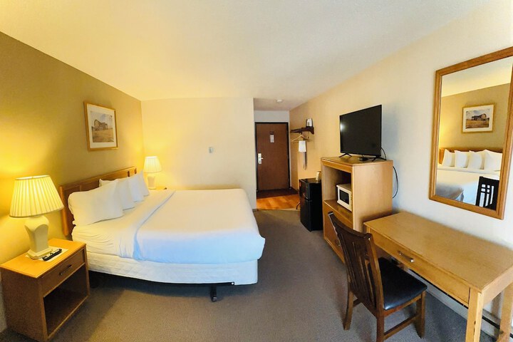 Room 48 of 73