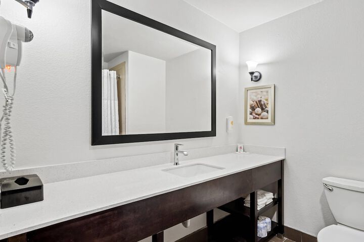 Comfort Suites Waxahachie - Dallas