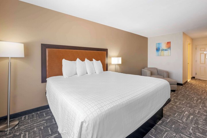 Best Western Post Inn
