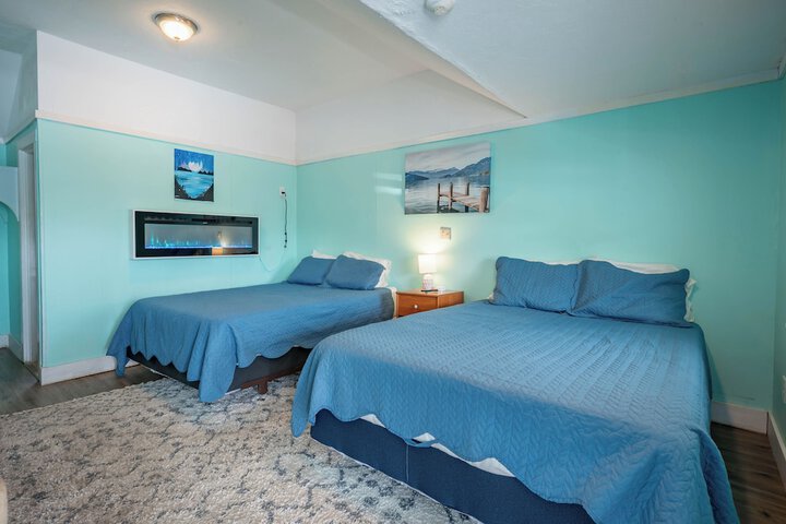 Jonathan Edwards Motel