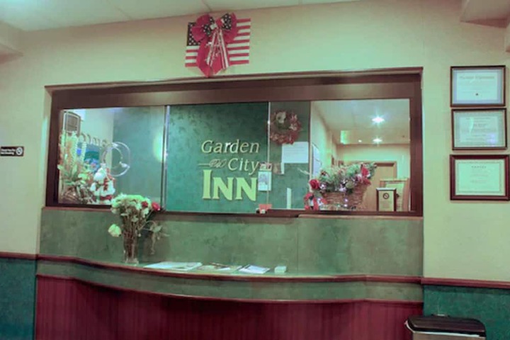 Garden City Inn