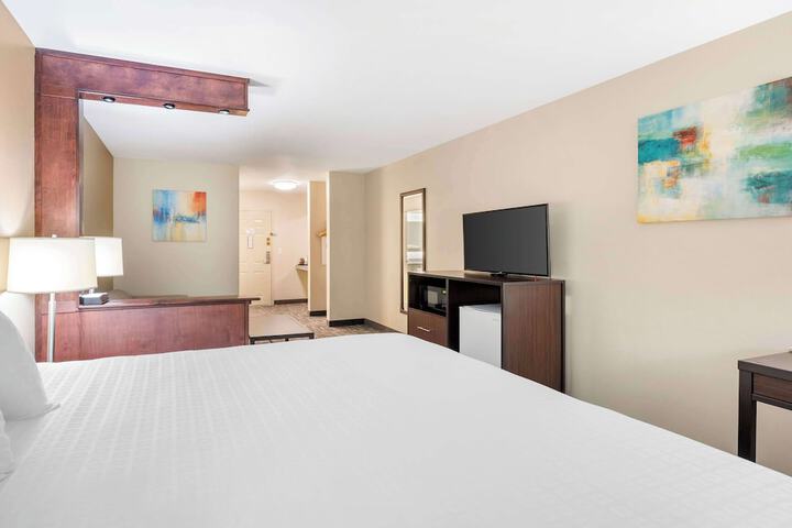 Room 18 of 41