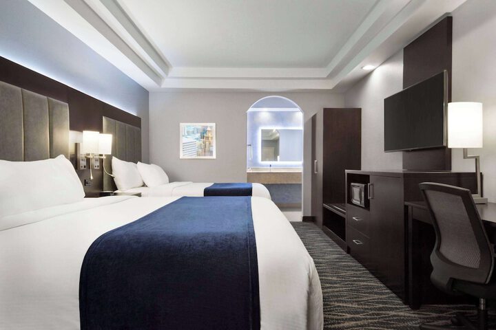 Room 26 of 30