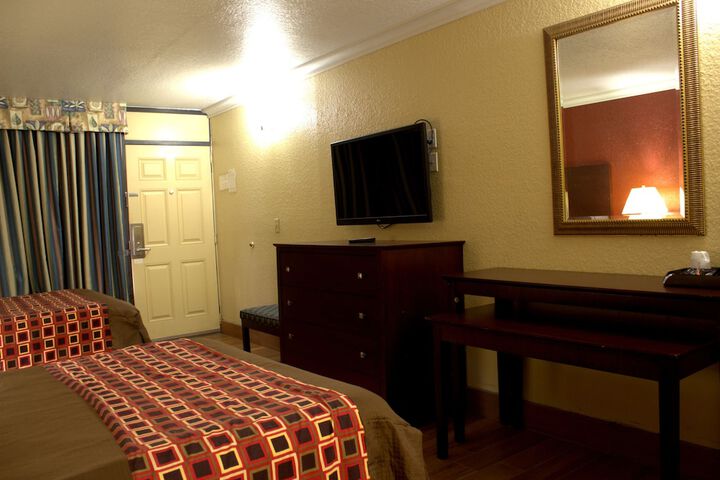 Room 18 of 20