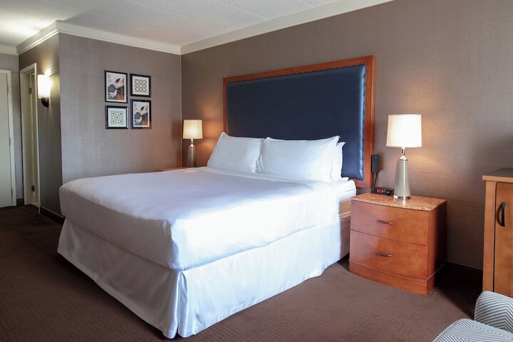 Sheraton Niagara Falls