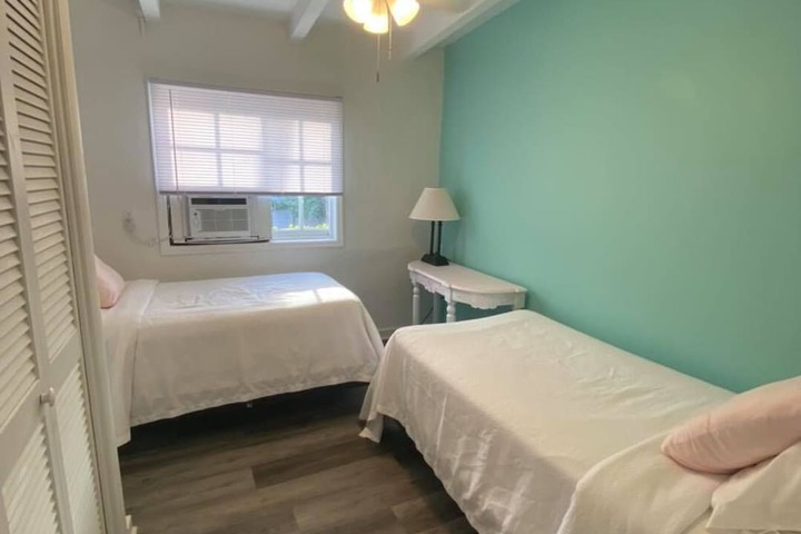 Room 71 of 198