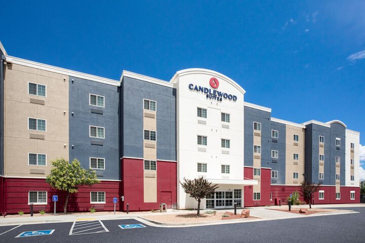 Hotel 4 of 63