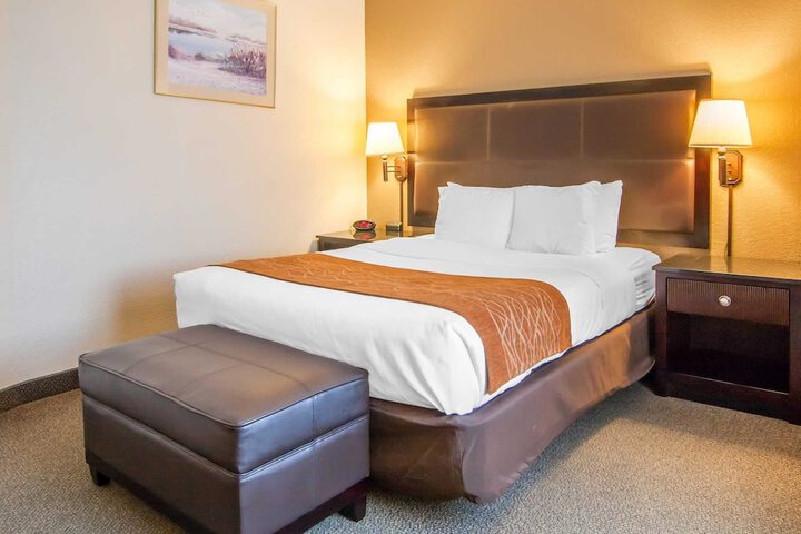 Comfort Inn & Suites Lincoln City
