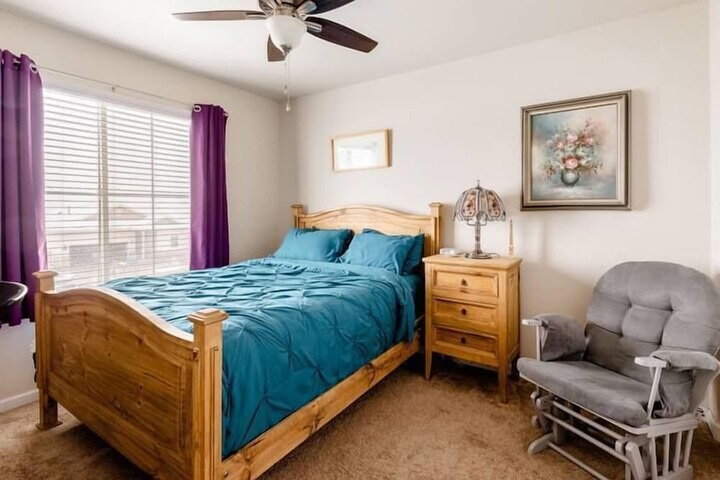 Room 11 of 27