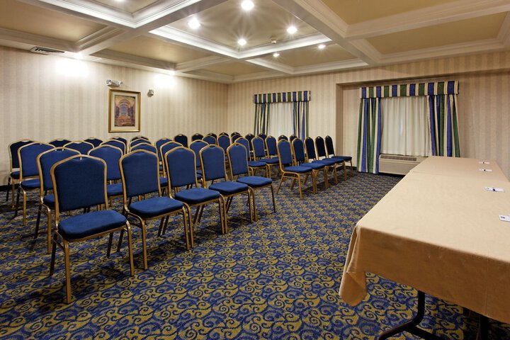 Holiday Inn Express Hotel & Suites San Pablo - Richmond Area by IHG