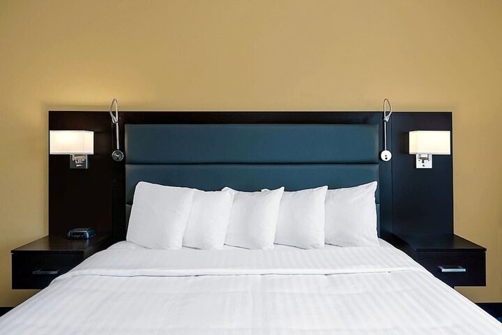 Hotel 1550 - SFO Airport