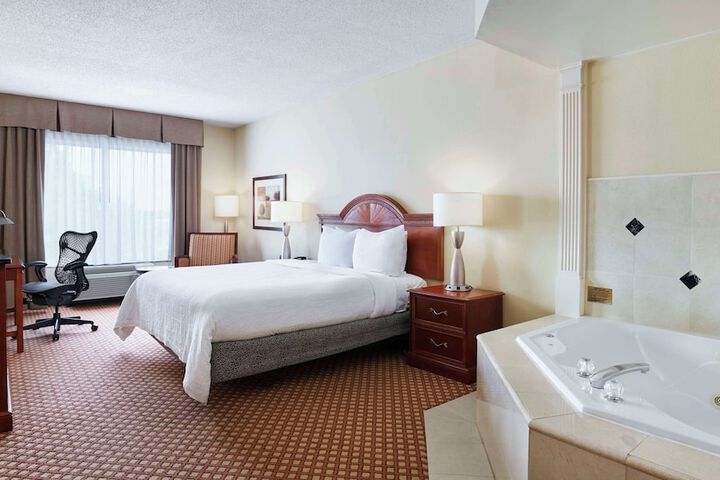 Room 21 of 33