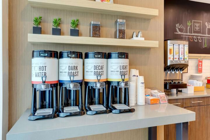 Breakfast/Coffee Service 90 of 115