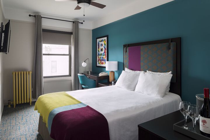 Room 21 of 31