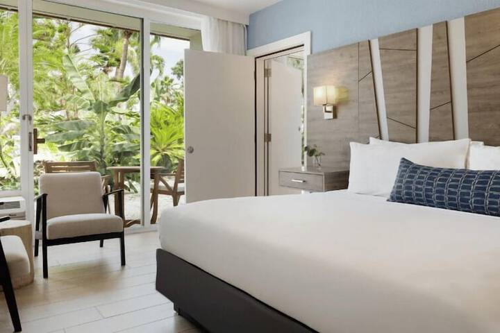 SkyBeach Resort