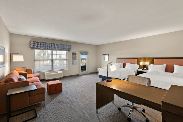 Room 53 of 74