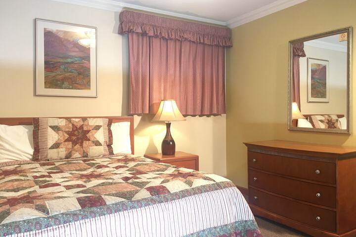 Room 27 of 46