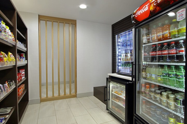 Holiday Inn Express & Suites Dallas-Frisco NW Toyota Stdm by IHG