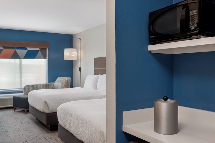 Holiday Inn Express Calhoun South by IHG