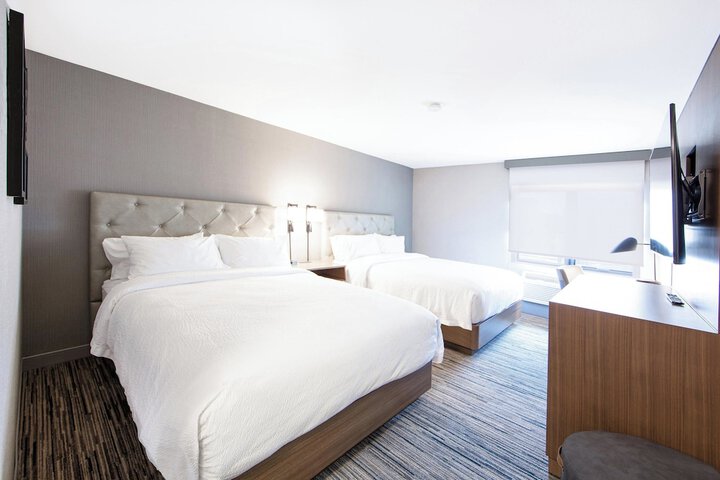 Room 5 of 31