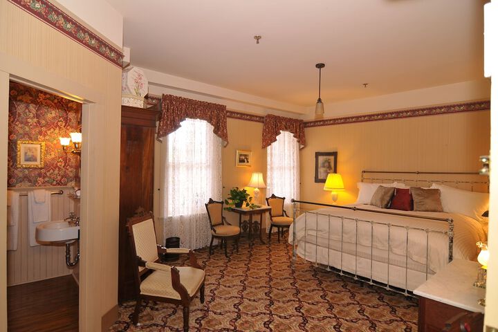 Room 89 of 138
