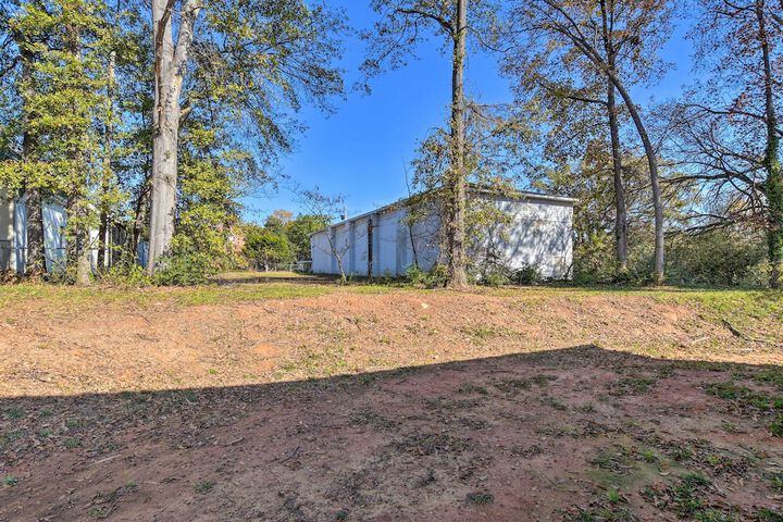 Greer Getaway w / Smart TV 1 Mi to Dtwn!