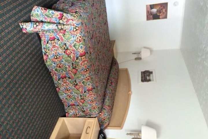 Room 18 of 19
