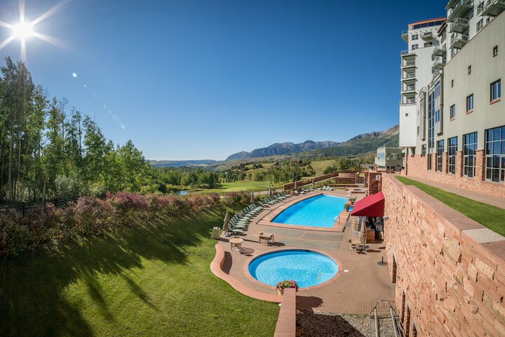 The Peaks Resort and Spa