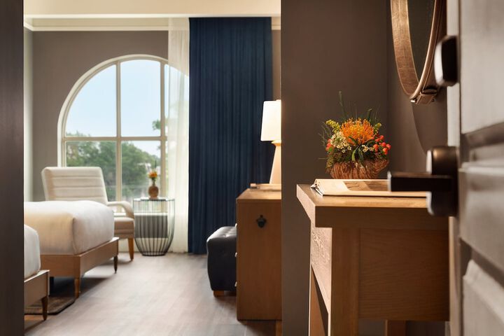 Cotton House Cleveland, a Tribute Portfolio Hotel