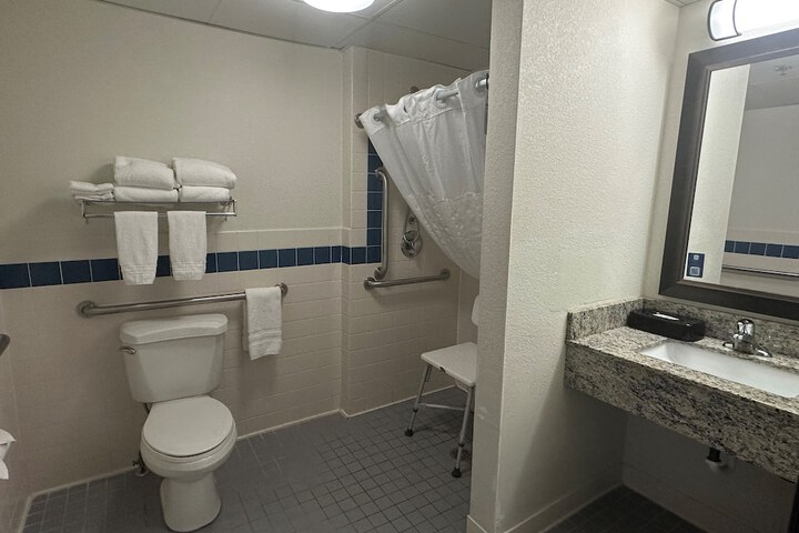 AmericInn by Wyndham Menominee
