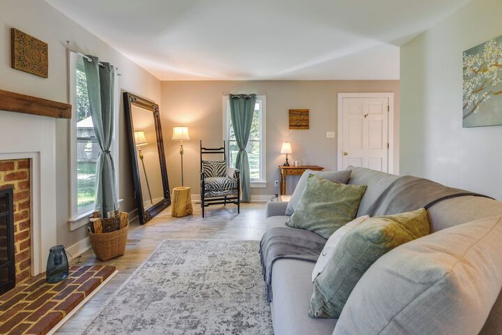 Tranquil Cottage in Virginia Countryside w / Pond!