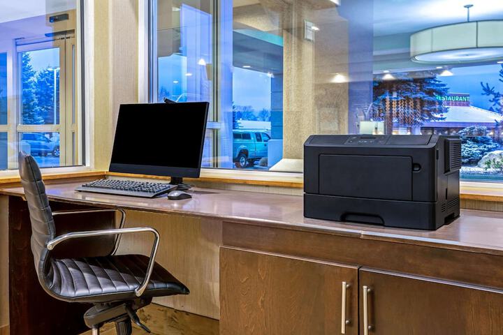 Business Center 30 of 30