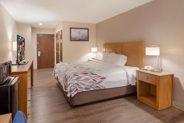 Room 34 of 51