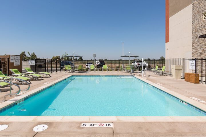 Pool 3 of 21